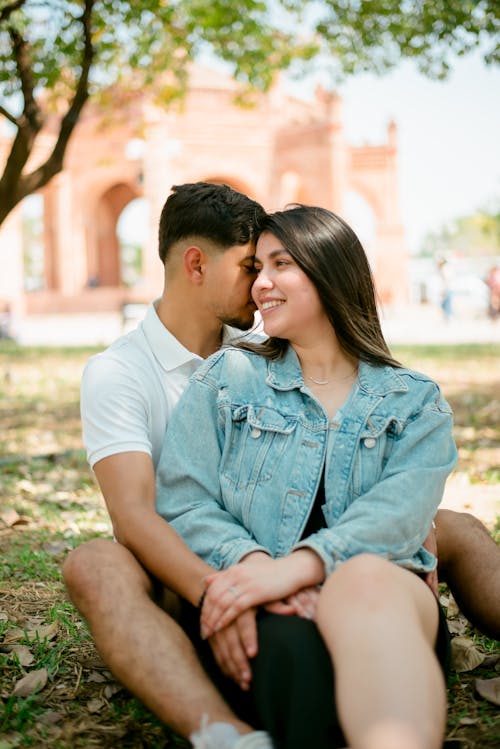 Foto profissional grátis de abraço, afeição, amor