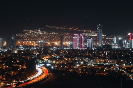 Bartın şehir merkezinde hareketli bir görünüm