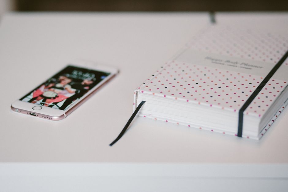 entry table keys and planner lifestyle photo 1