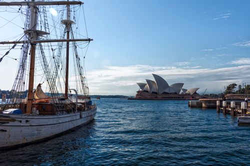 Free Early Morning Sydney Opera House Stock Photo