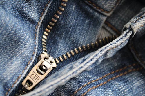 Bezpłatne Niebieskie Spodnie Jeansowe Zdjęcie z galerii