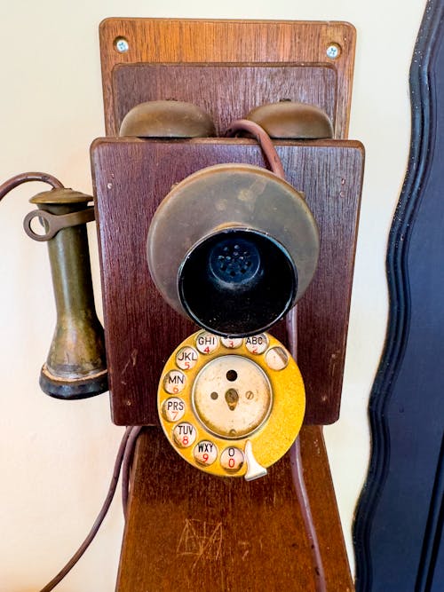 Free stock photo of antique, antique telephone, antiques