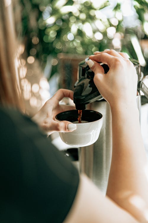 Gratis stockfoto met balk, binnen, cappuccino