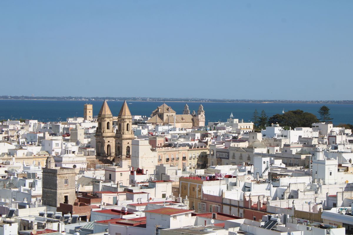 Las Torres Vigías de Cádiz: La Sorpresa de lo Esperado