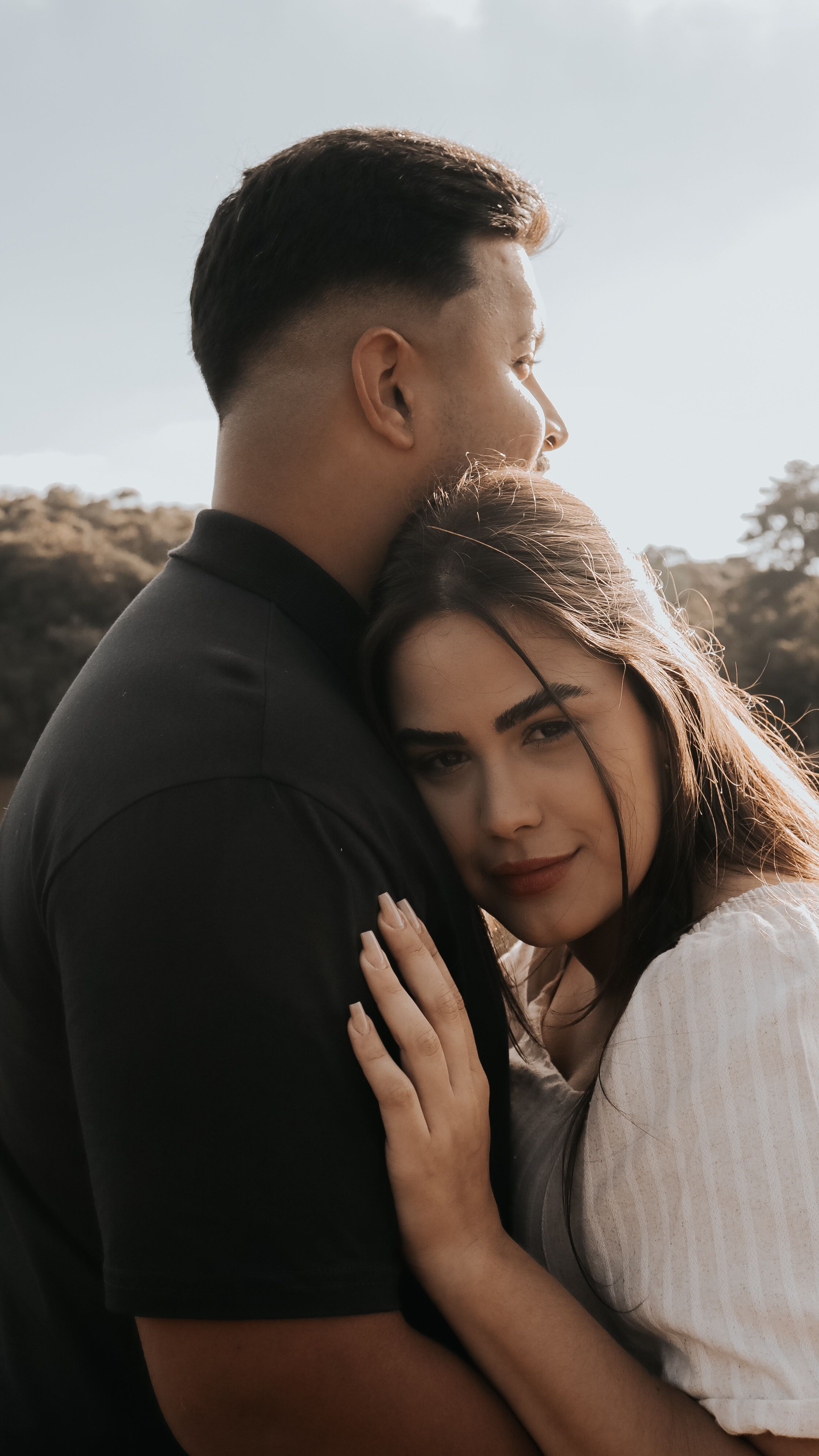 Online dating: starting a conversation on a niche platform