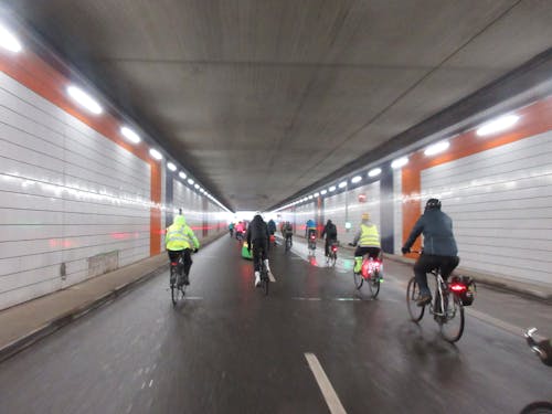 Ingyenes stockfotó alagút, bicikli, biciklizés témában