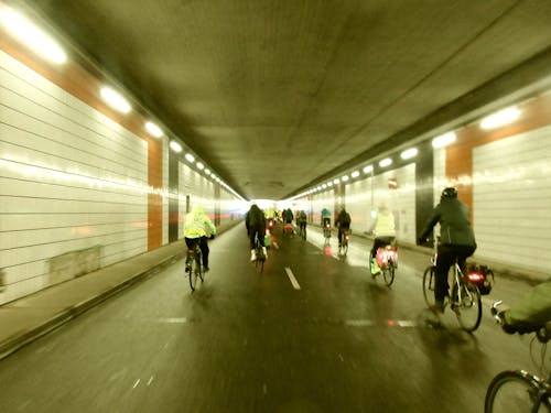 Ingyenes stockfotó alagút, bicikli, biciklizés témában