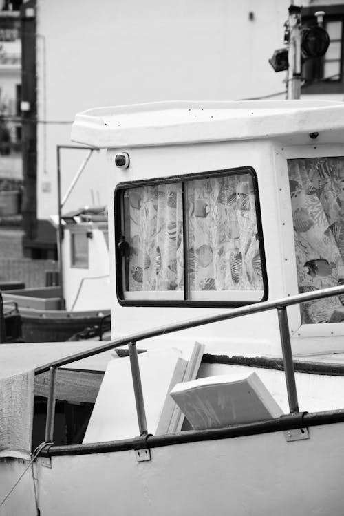 Foto profissional grátis de barco, barco do mar, câmara de lobos