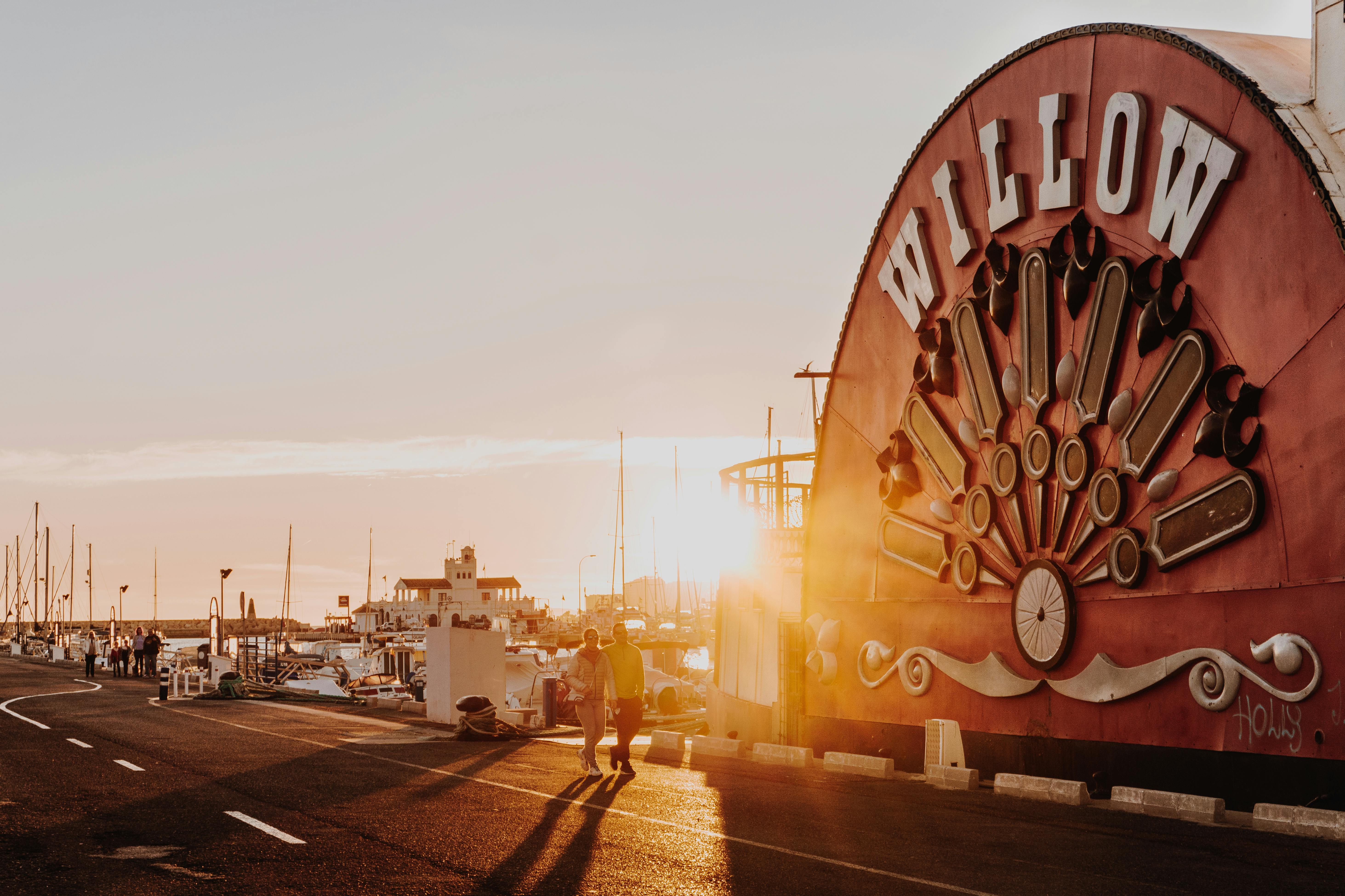 sunset over Grant Street Pier - luxury apartments for rent in vancouver wa