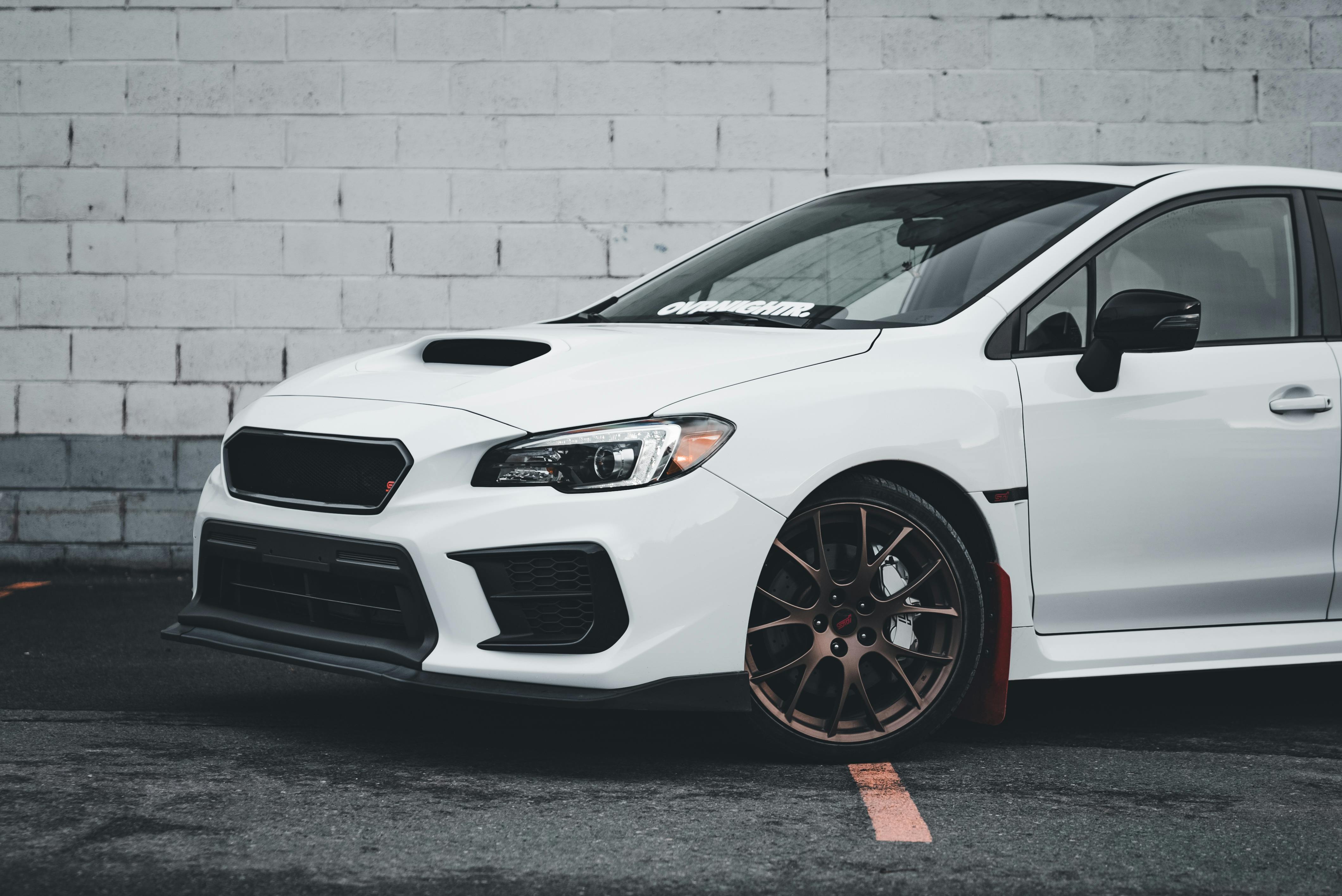GEARWRENCH Continues to Redefine Automotive Diagnostics with Powerful New Tools — Photo by Erik Mclean on Pexels