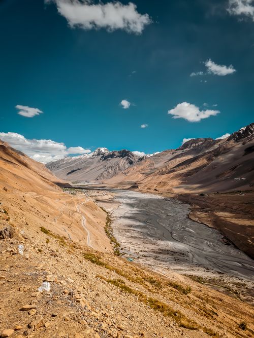 Free Explore the breathtaking Spiti Valley landscape with rugged mountains and clear skies in Himachal Pradesh. Stock Photo