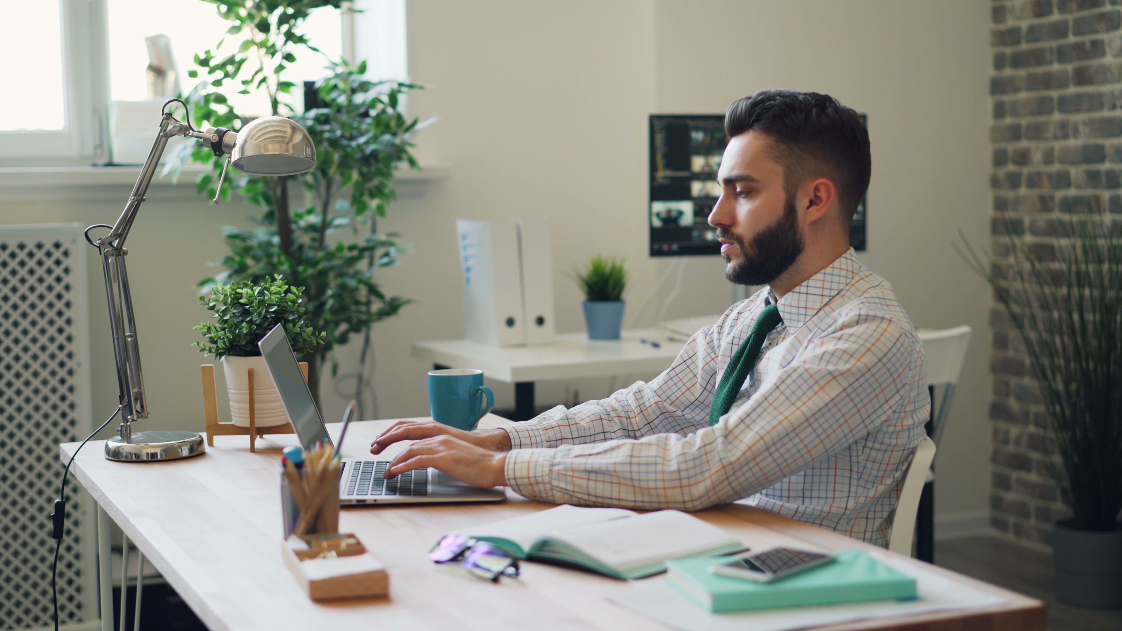 Top 5 Spreadsheet Accounting Software for Small Business — Photo by Vitaly Gariev on Pexels
