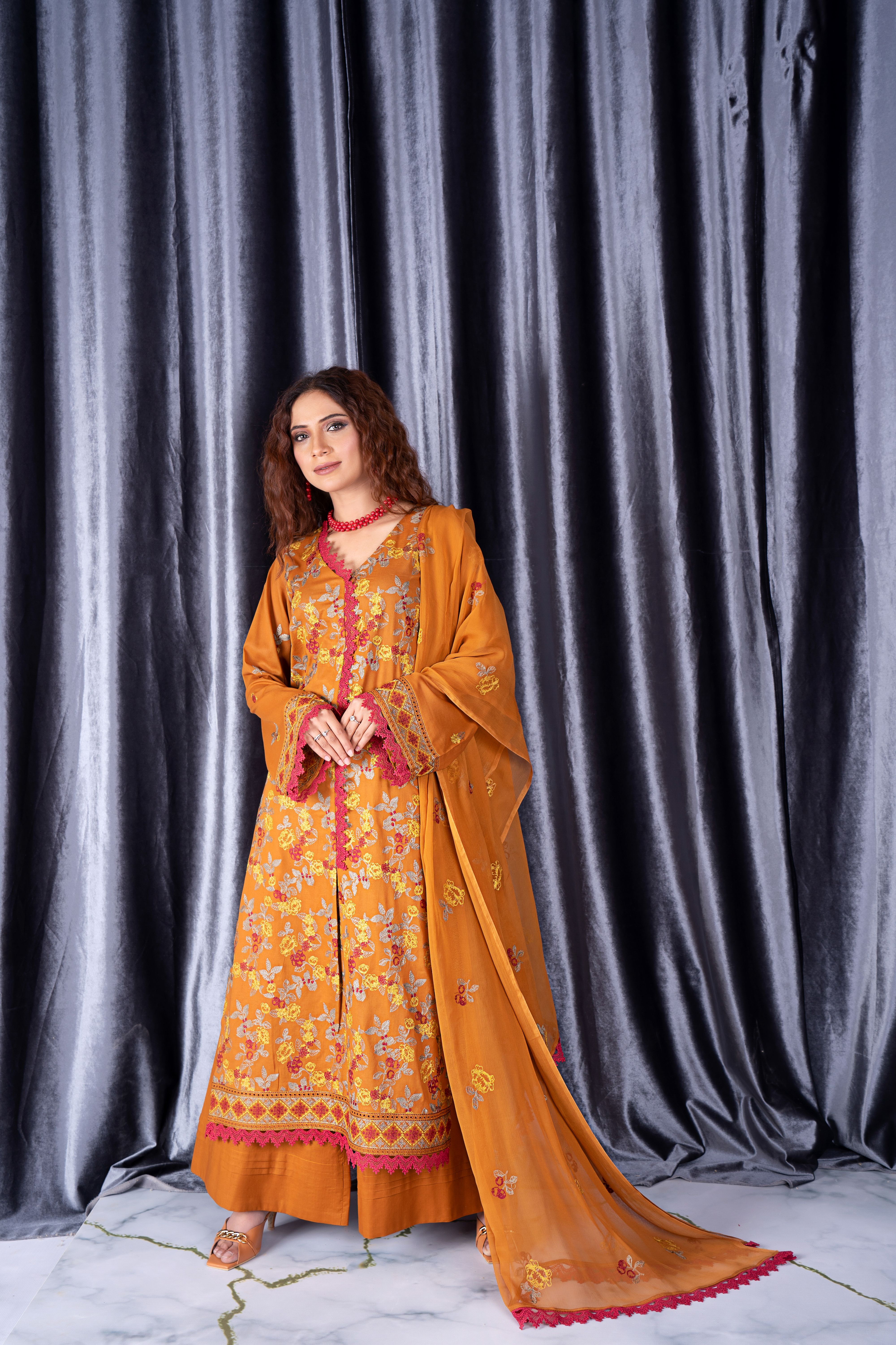 Embroidered Kurta Luxurious Design Perfect