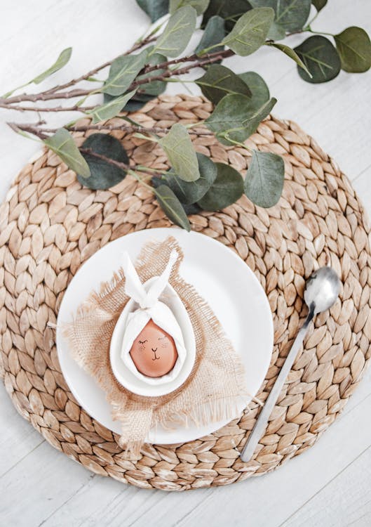 Easter Egg Decor, Ostara egg