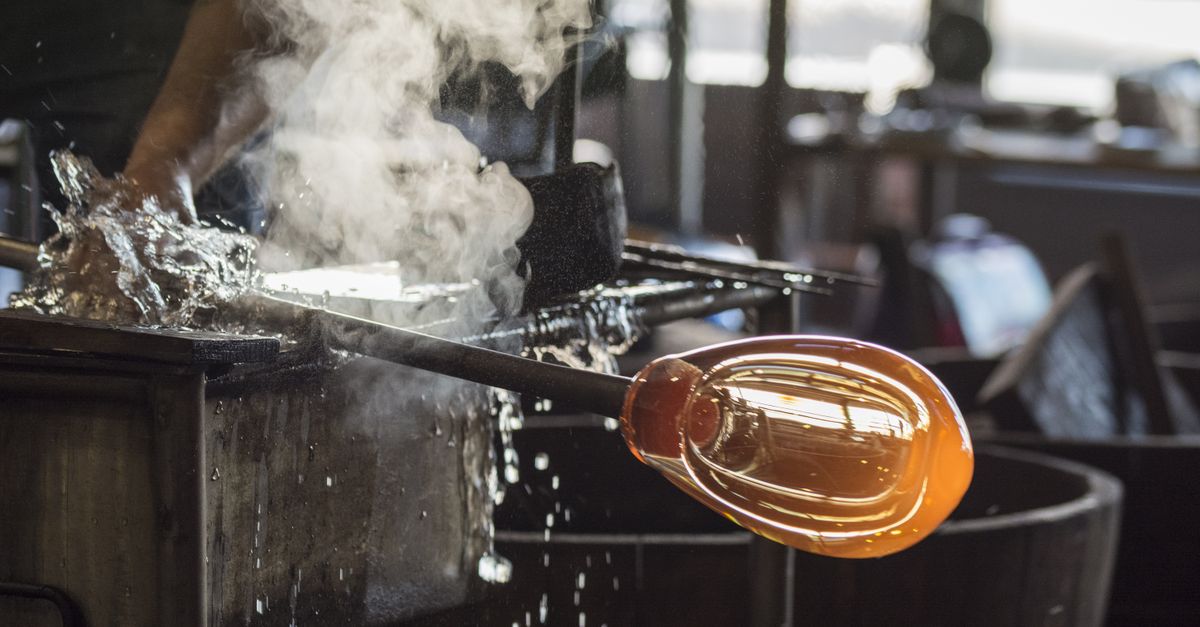 Les facteurs clés pour bien choisir un artisan vitrier