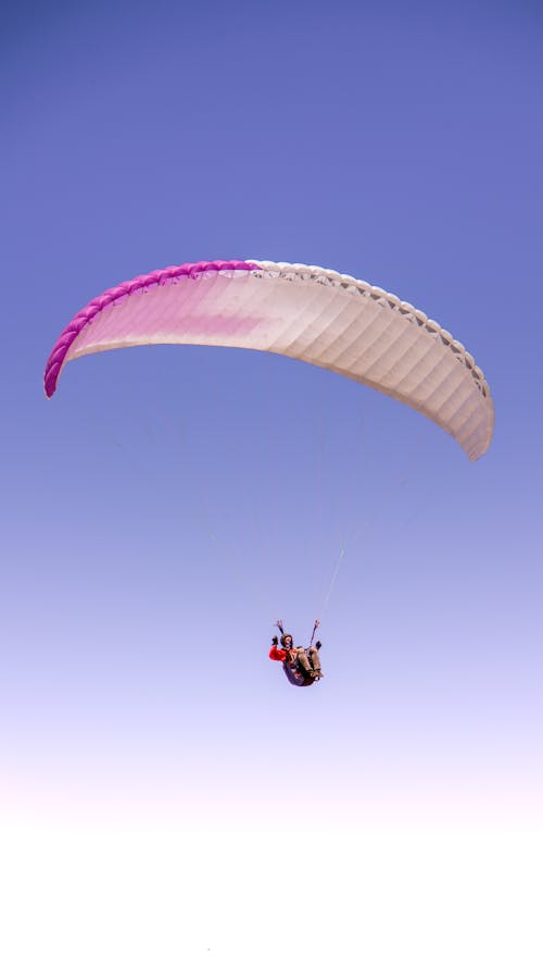 Paragliding in Oludeniz Fethiye wallpaper