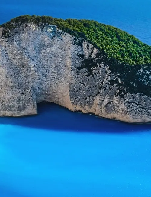 The Ultimate Greek Beaches Guide: Sun, Sand, and Sapphire Waters