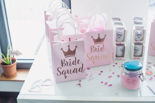 Free stock photo of birthday gift, bride, bride to be