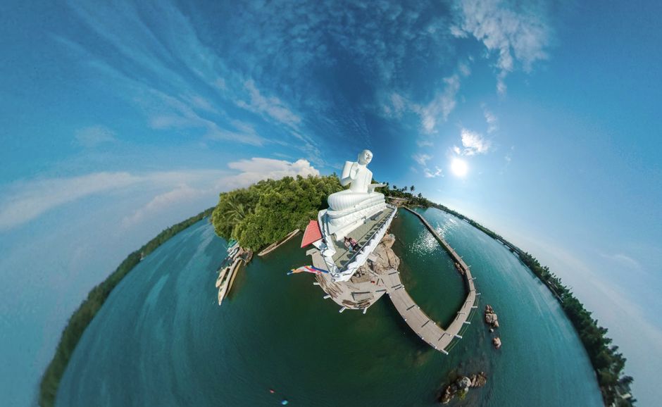 Harmoni Budaya dalam Setiap Sudut Pulau Harmoni Budaya dalam Setiap Sudut Pulau