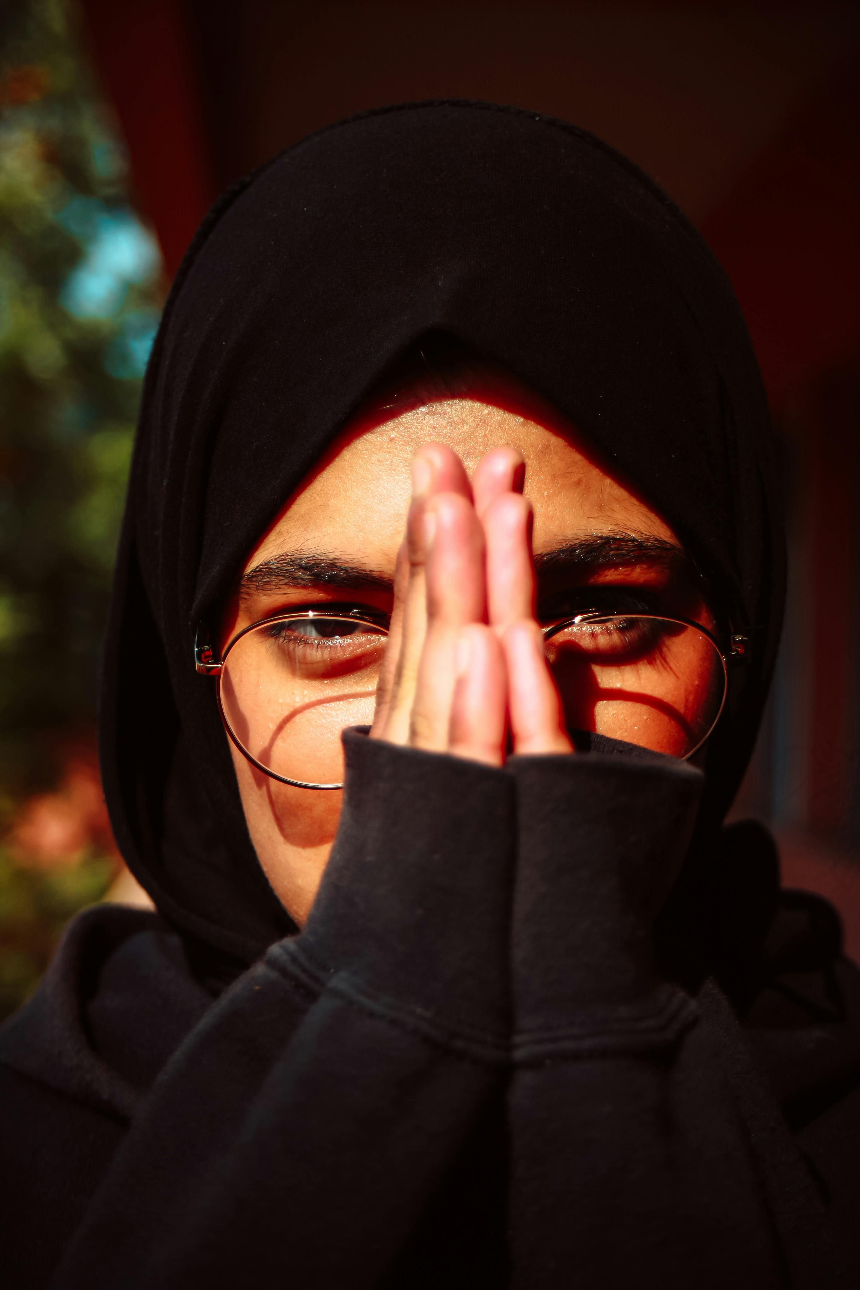 Pak Muslim Black Hijab Porntube - Hijab Photos, Download The BEST Free Hijab Stock Photos & HD Images