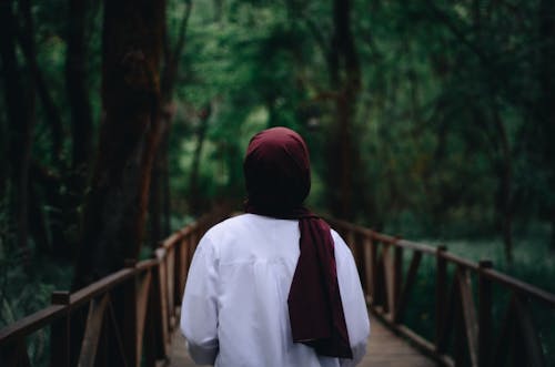 Free Woman Wearing Red Hijab Stock Photo