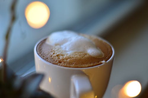 Foto profissional grátis de bar, café, café com leite