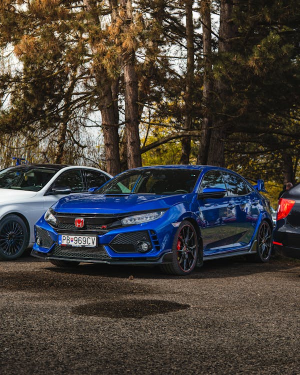 Honda Civic: A Compact Car That Redefines Efficiency