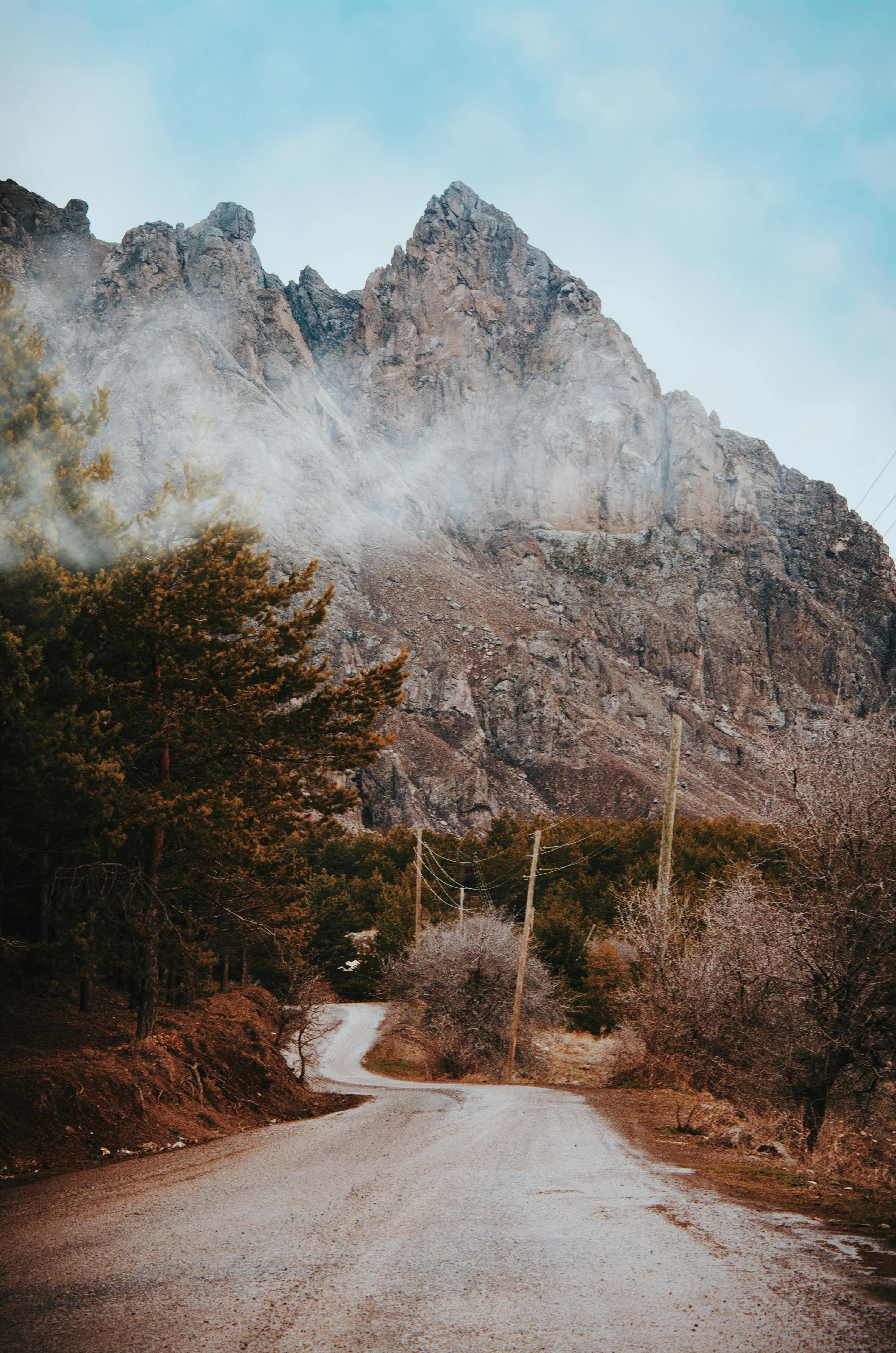 Gray Rock Mountain · Free Stock Photo