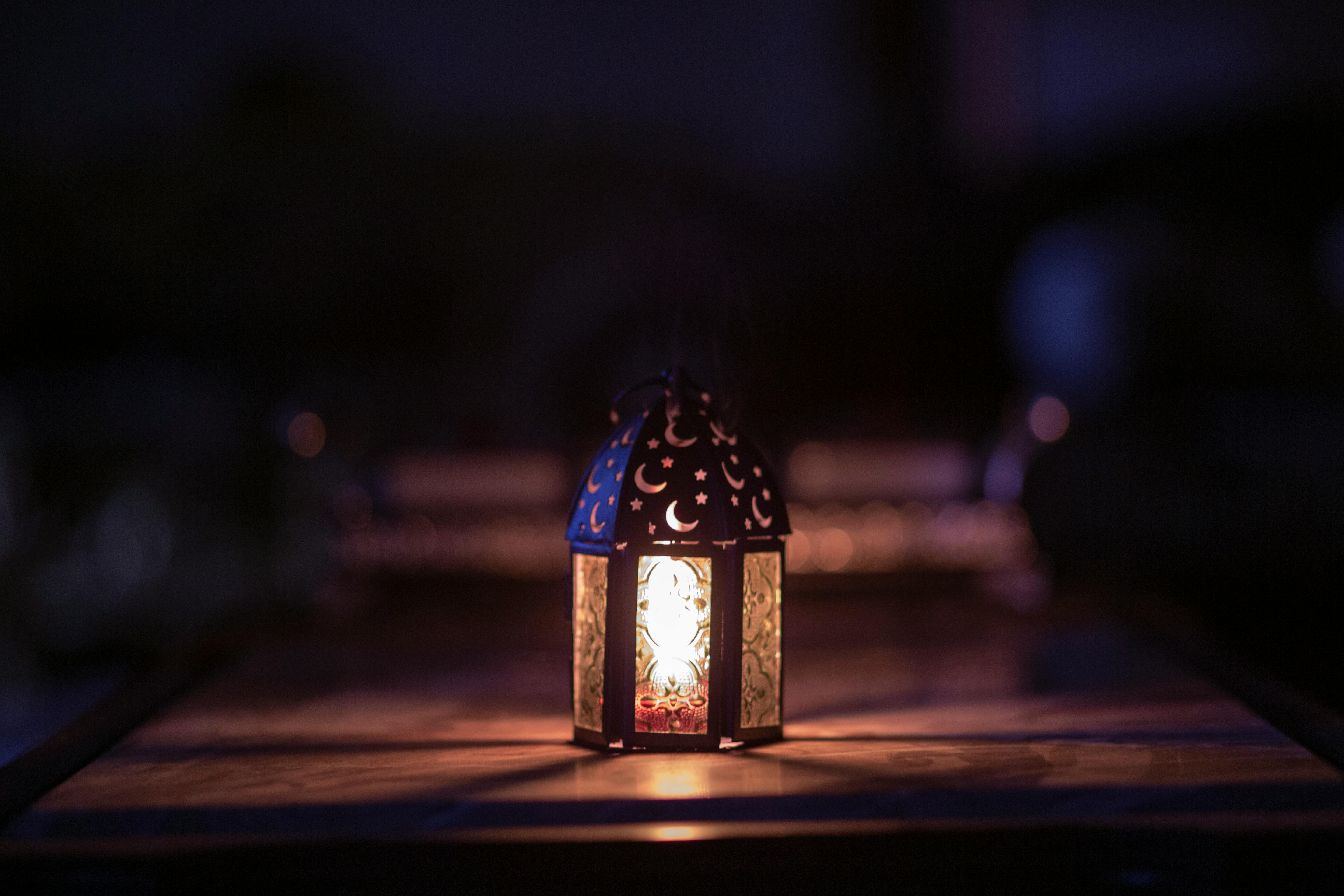 Ramadan lantern store lights