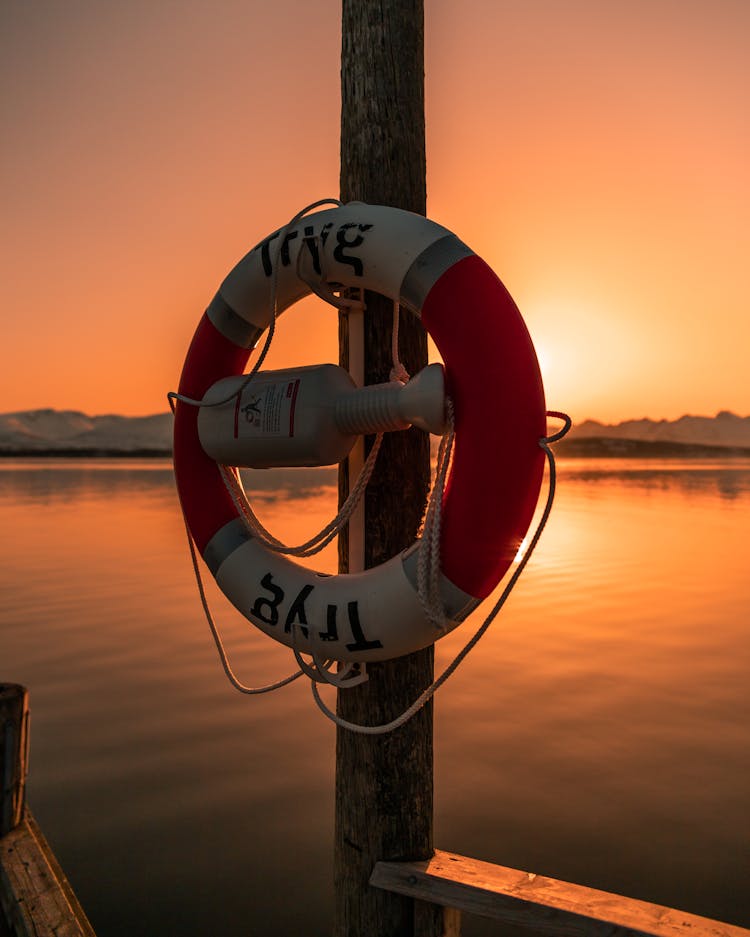 Hanging Lifesaver