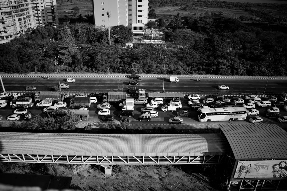 Nitin Gadkari Highlights Long-Term Planning Using Mumbai-Pune Expressway as Example