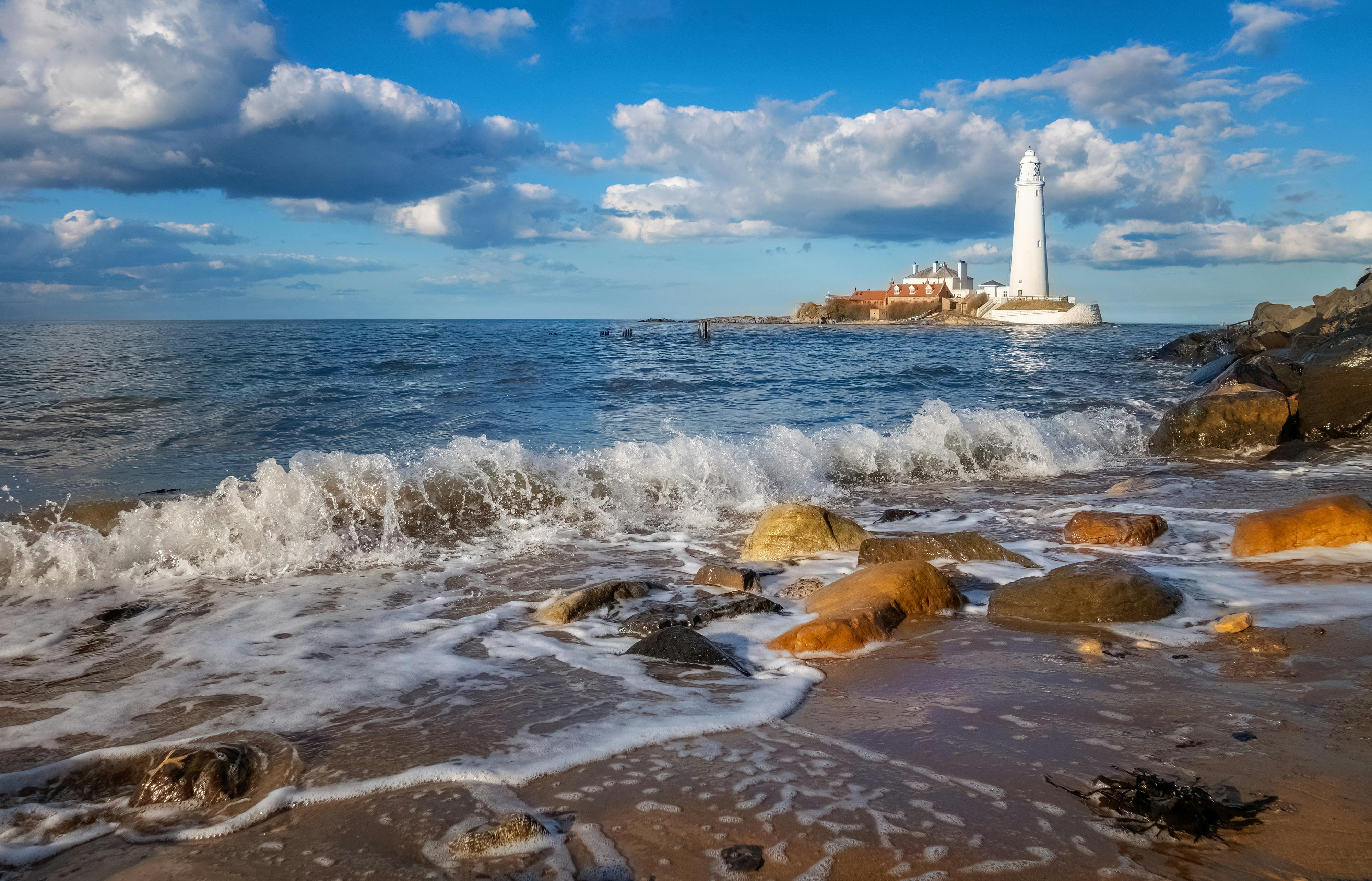 Rose Island Lighthouse trust launches executive director search ahead of milestone 2026 season — Photo by Ray Bilcliff on Pex