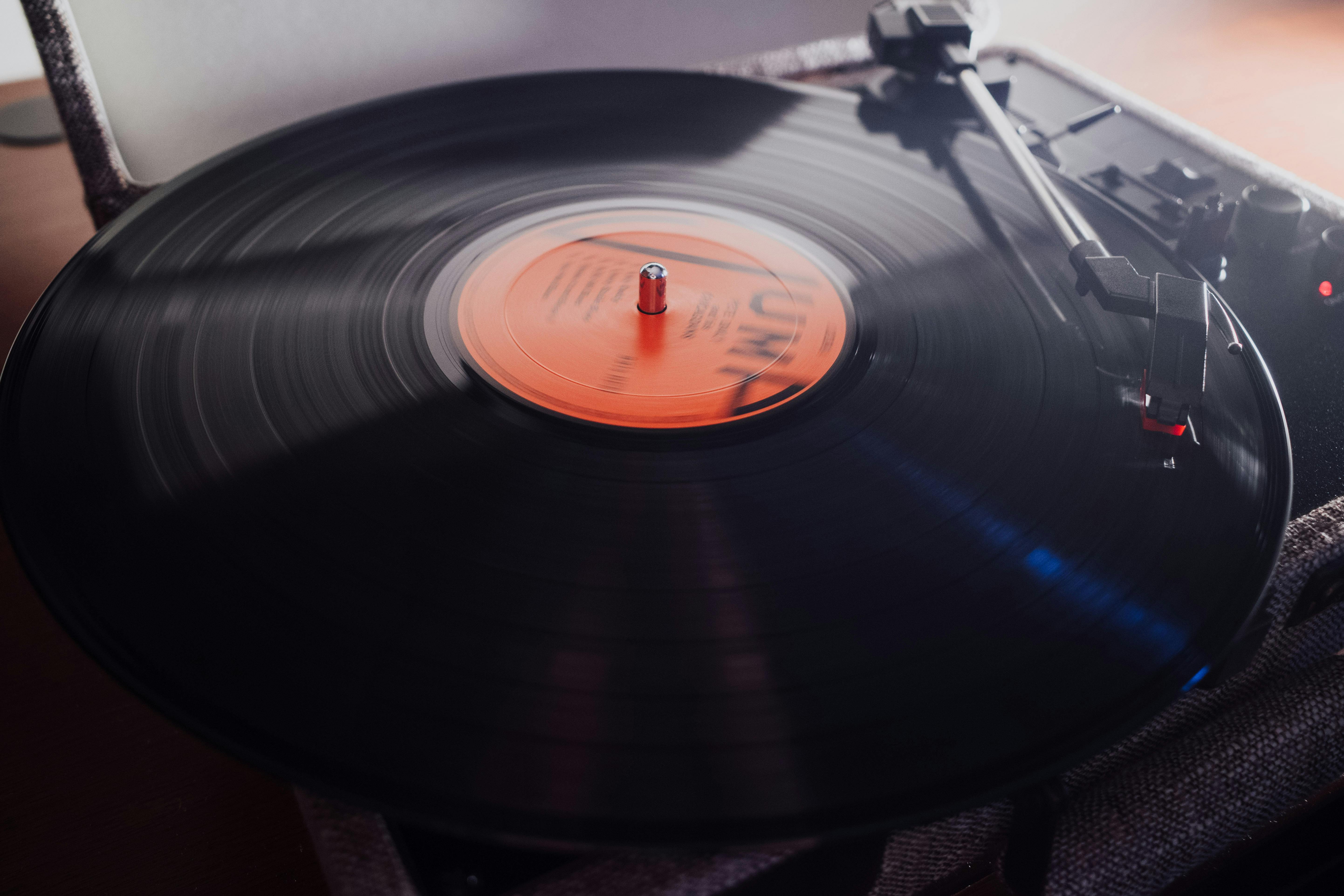 NEW MUSIC DISCOVERY - 24.04.26 — Photo by K on Pexels
