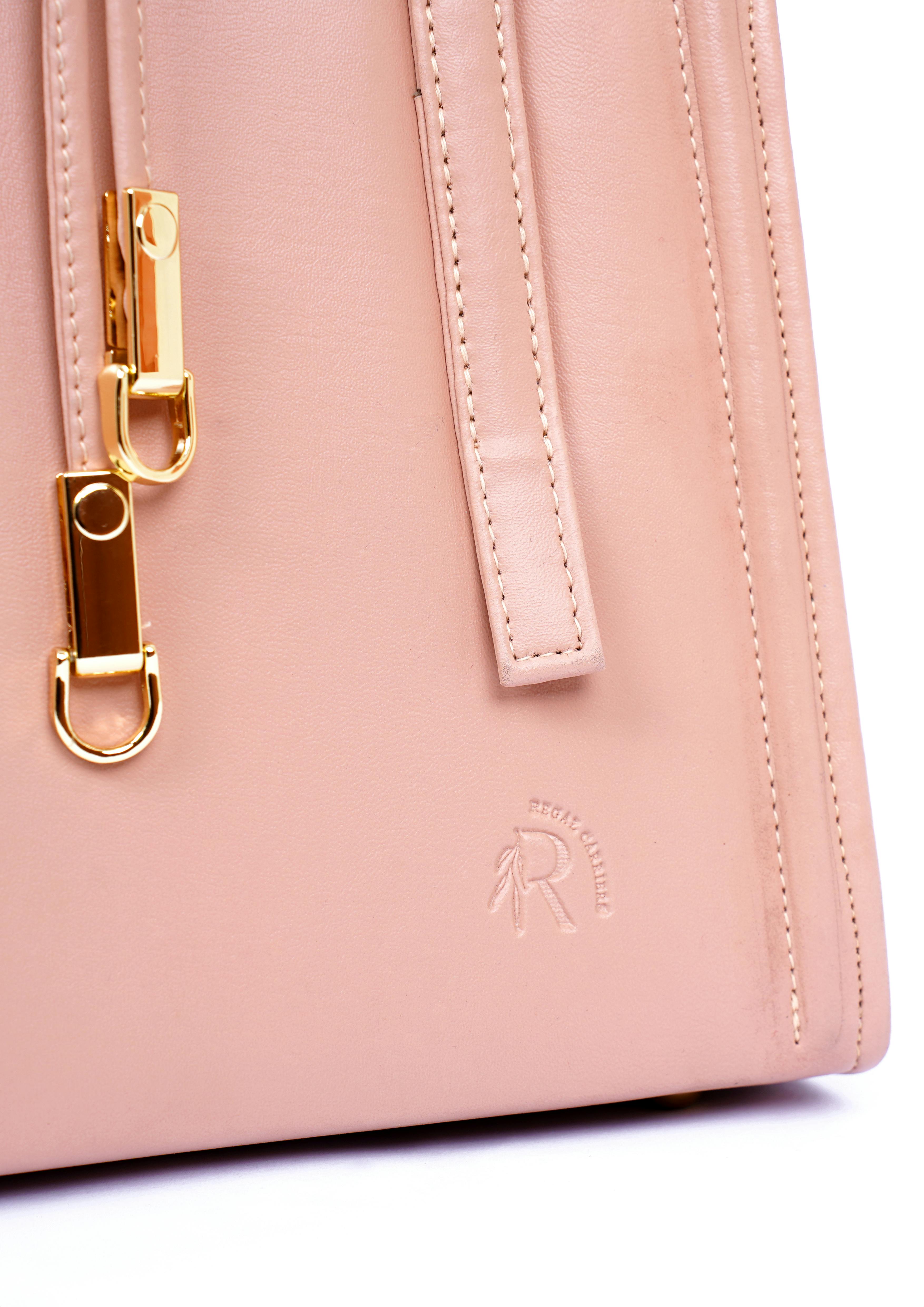 Beige leather shoulder bag