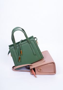 Green and blush structured handbags — photo by Muneeb Malhotra on Pexels
