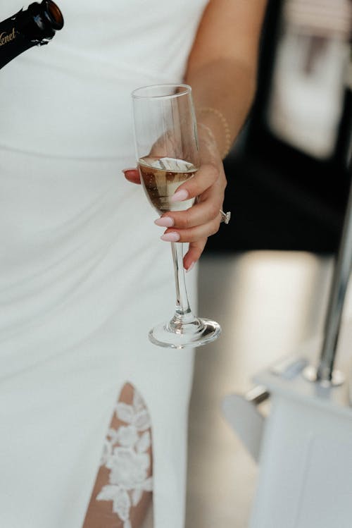 pouring a champagne glass