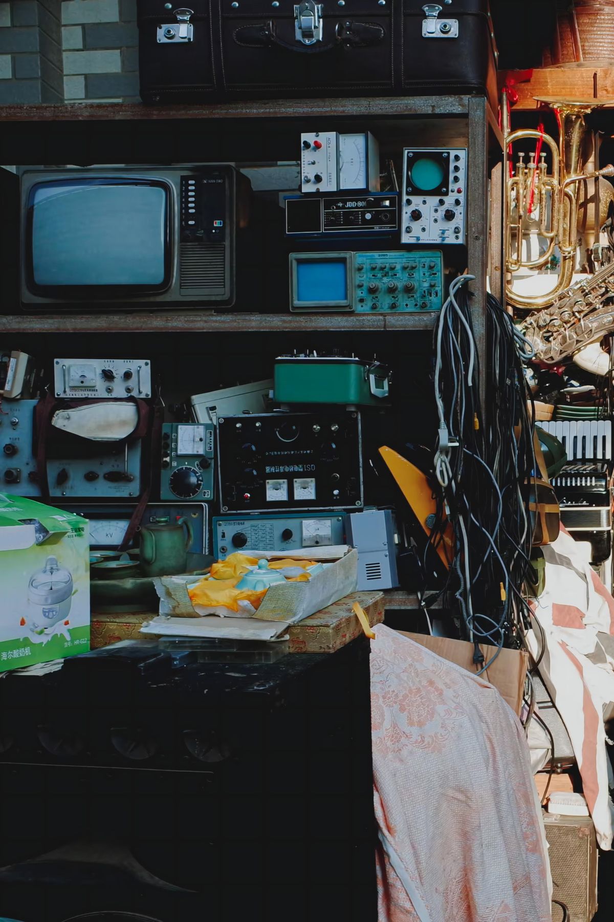 Retro Computer Store Interior Vintage Shop Interior with Retro Electronics · Free Stock Photo