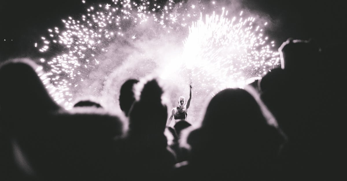 財經網美狠酸薛仕凌、阿達閃兵 王大陸功德簿再添兩樁