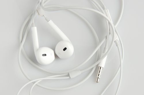 Free stock photo of apple, earphones, high key Stock Photo