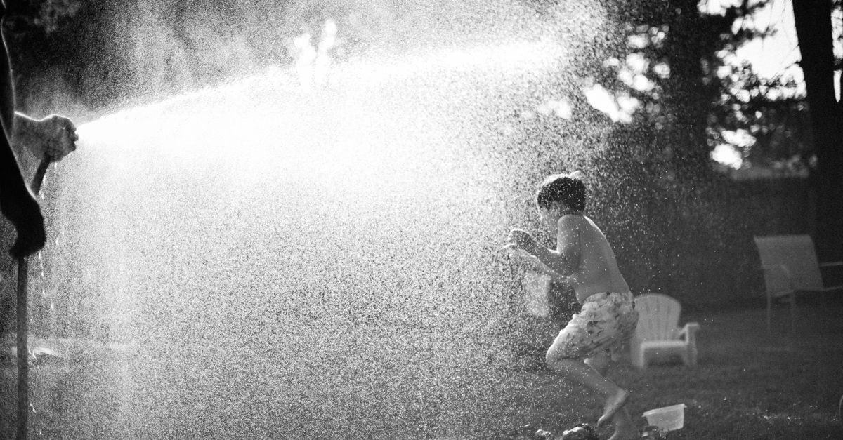 Comment votre enfance influence votre attachement anxieux