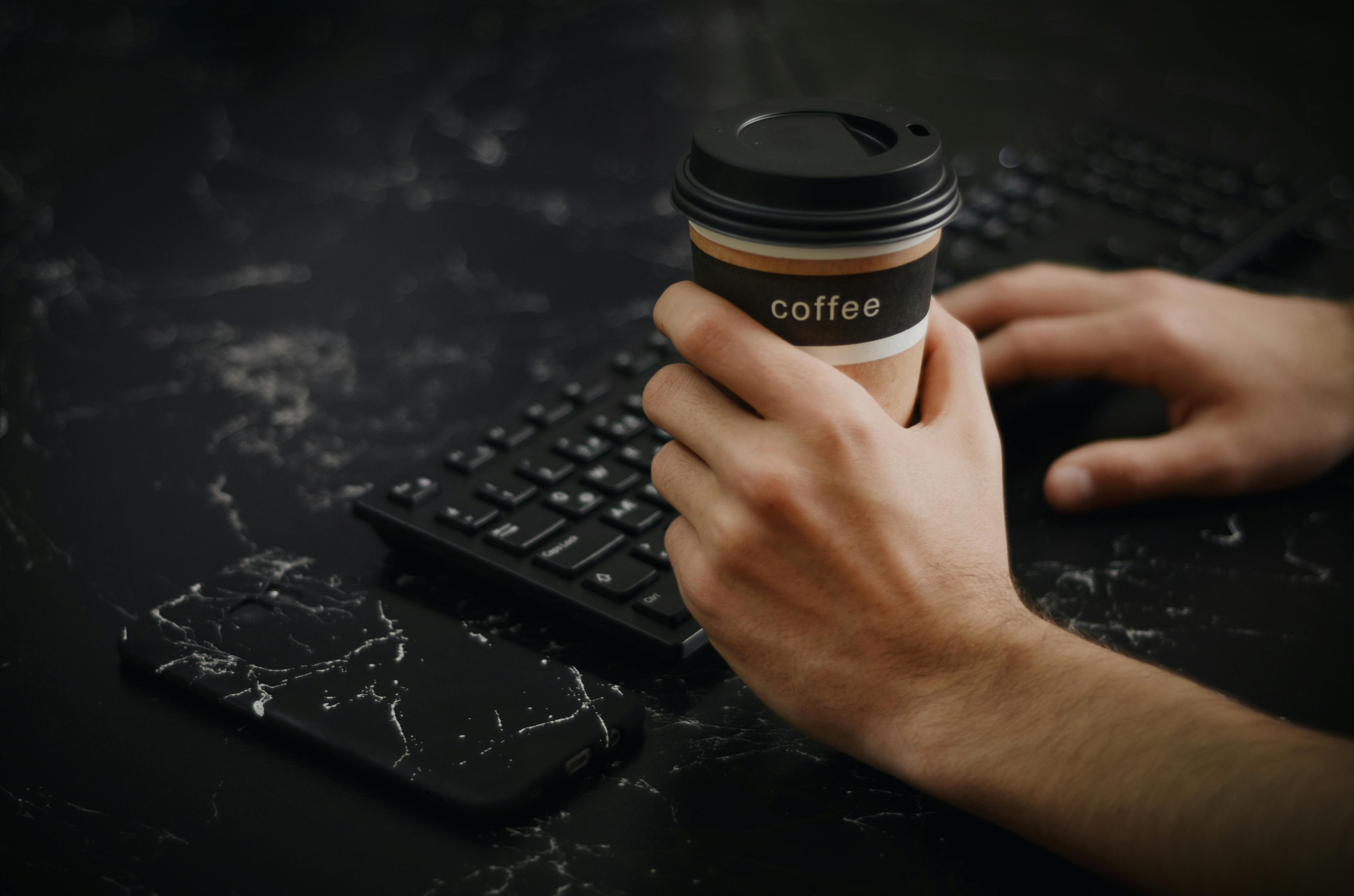 Morning Coffee: Hedge fund gardening leave and the $100m+ job offer. Deutsche Bank's richest ex-trader passed over by Google 