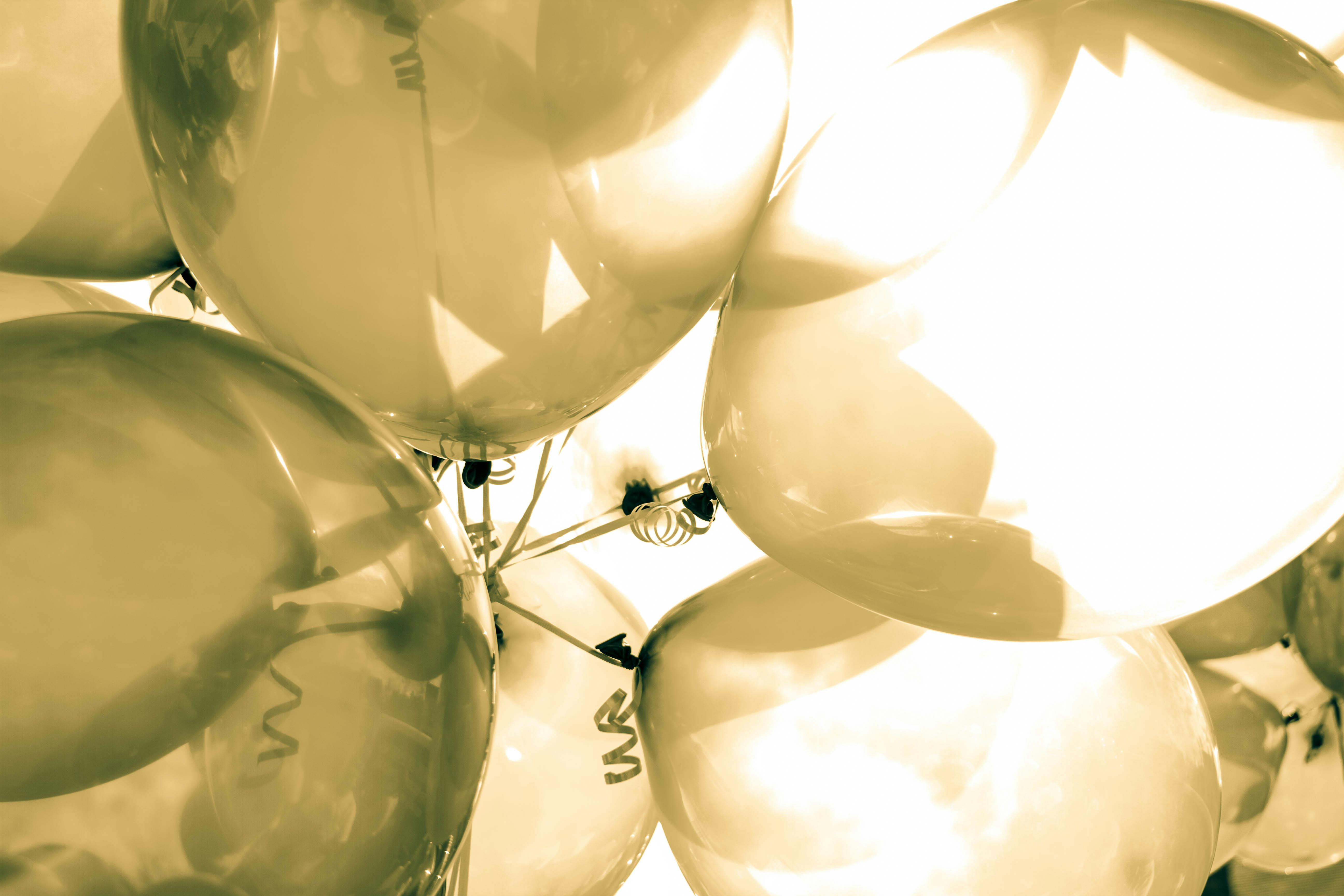 100 Balloons Background s  Wallpaperscom