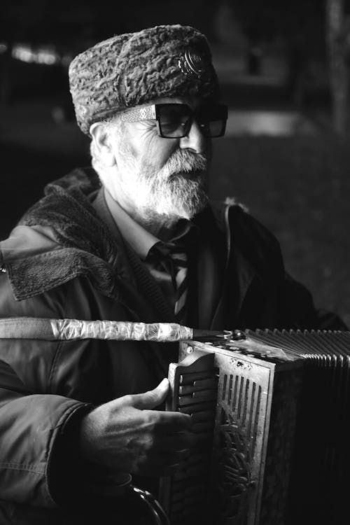 adam, akordeon, aşındırmak içeren Ücretsiz stok fotoğraf