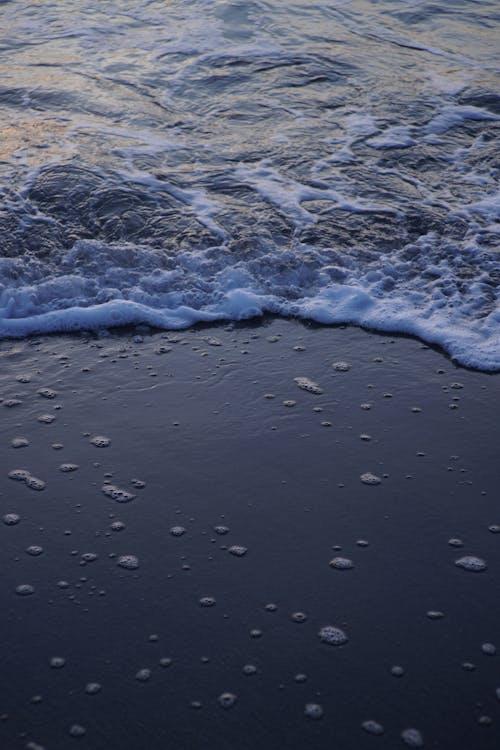 Foto profissional grátis de água, borrifar, chuva