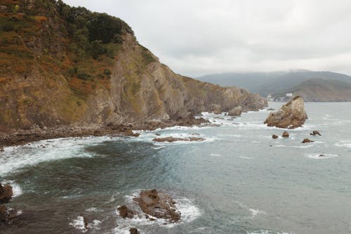 Бесплатное стоковое фото с san juan de gaztelugatxe, буря, вода