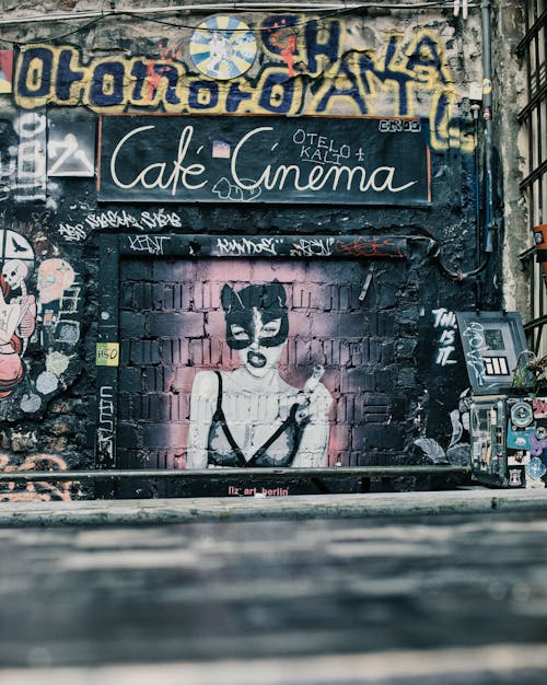 Berlin, kafe sineması, kentsel alan içeren Ücretsiz stok fotoğraf