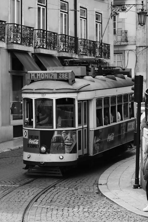 Tram 