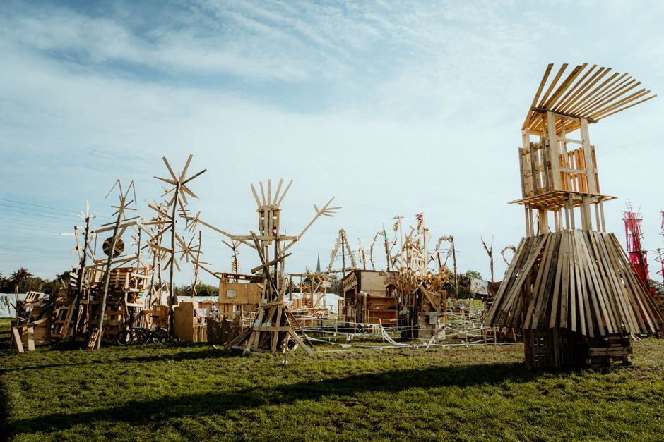 22. Matakana's Sculptural Installations: Rural Art Escape 22. Matakana's Sculptural Installations: Rural Art Escape