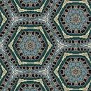 这款抽象六角形图案墙纸，几何形状复杂，采用泥土色调，是理想之选