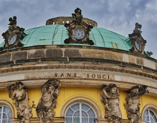 A walk around the Sanssouci Palace 4